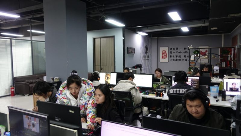 汽车TVC广告片拍摄：团队选择与关键要素解析